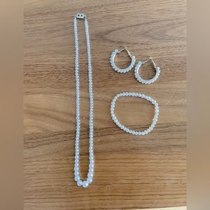 4 Pc pearl Jewelry Bundle